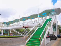 Qingdao Fußgängerüberführungsprojekt, hergestellt von Xinguangzheng.